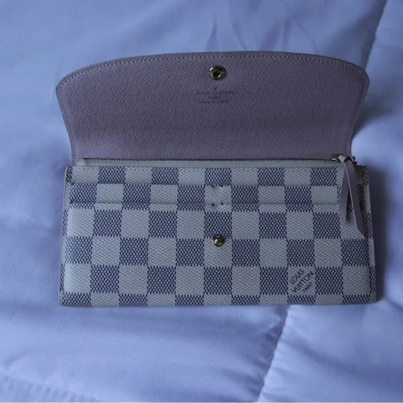 Louis Vuitton Azur Emilie Rose Ballerina Wallet - Picture 5 of 9